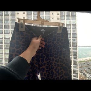 Purple Cheetah print Good American leggings- never worn. Size 3 (Large).